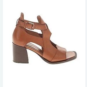 M. Gemi Arianna tan Block Heel Sandals